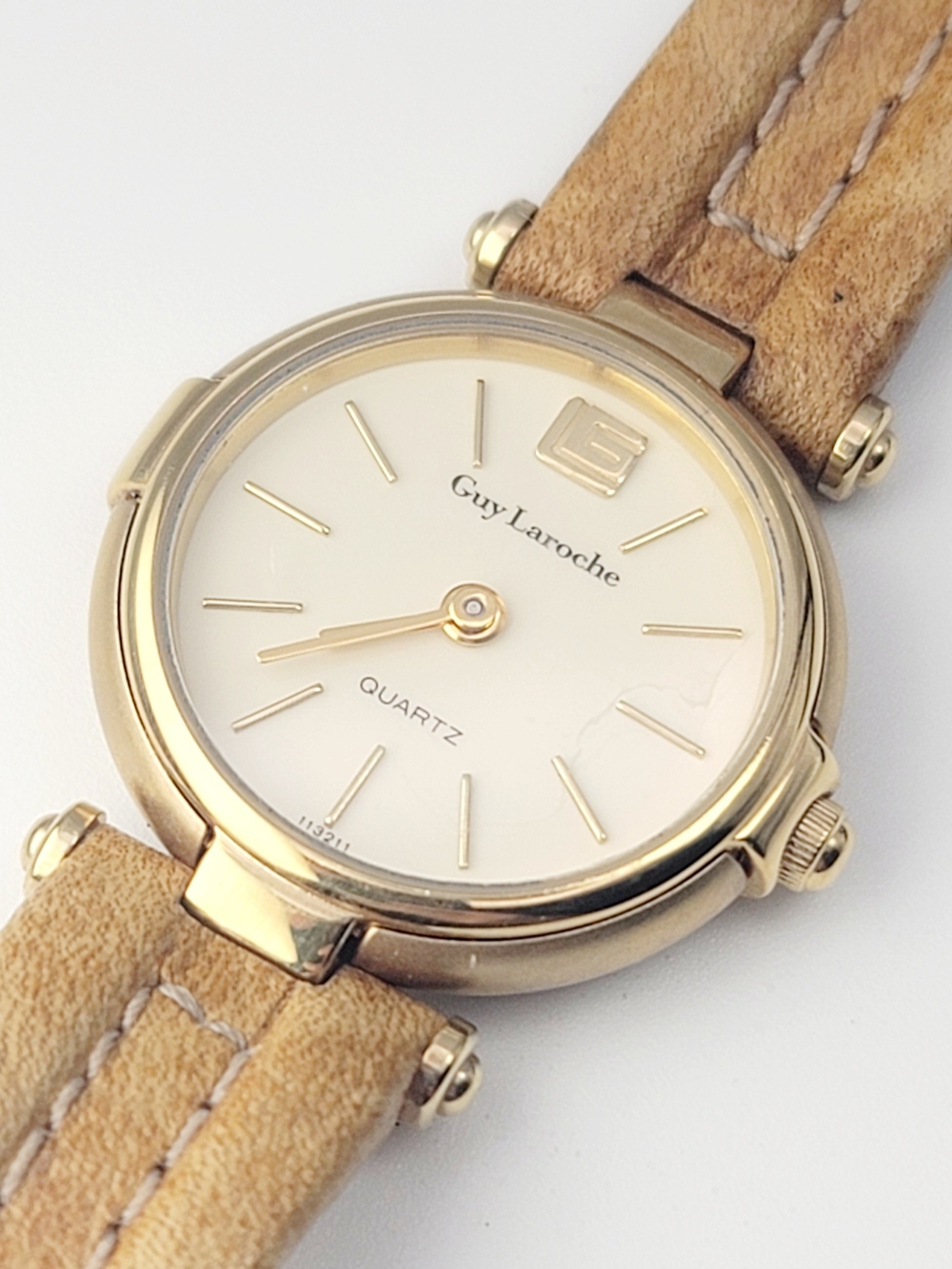 Vintage Guy Laroche Women's Watch 113211 115-2079 Gold Tone Quartz